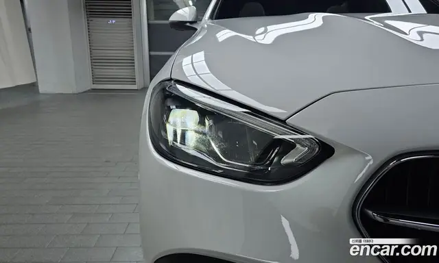 Mercedes-Benz C-Class 2023 2.0 автомат (гидро), миниатюра 7 Mercedes-Benz C-Class 2023 2.0 автомат (гидро), миниатюра 7
