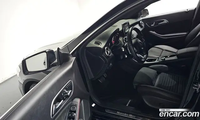 Mercedes-Benz CLA-Class 2018 2.0 автомат (гидро), миниатюра 12