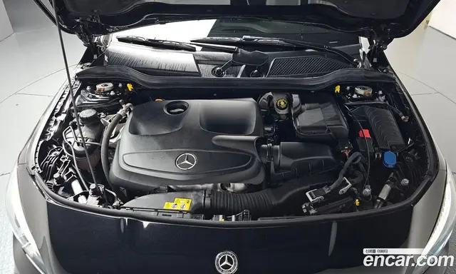 Mercedes-Benz CLA-Class 2018 2.0 автомат (гидро), миниатюра 5 Mercedes-Benz CLA-Class 2018 2.0 автомат (гидро), миниатюра 5