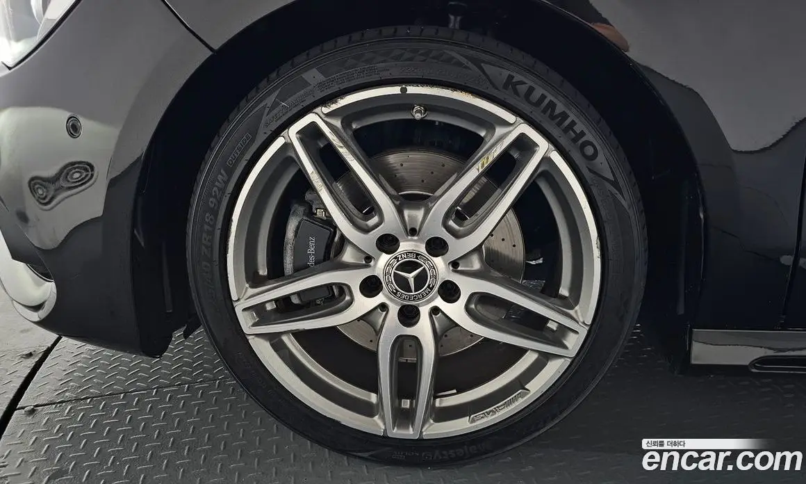 Mercedes-Benz CLA-Class 2018 2.0 автомат (гидро), фото 6 Mercedes-Benz CLA-Class 2018 2.0 автомат (гидро), фото 6