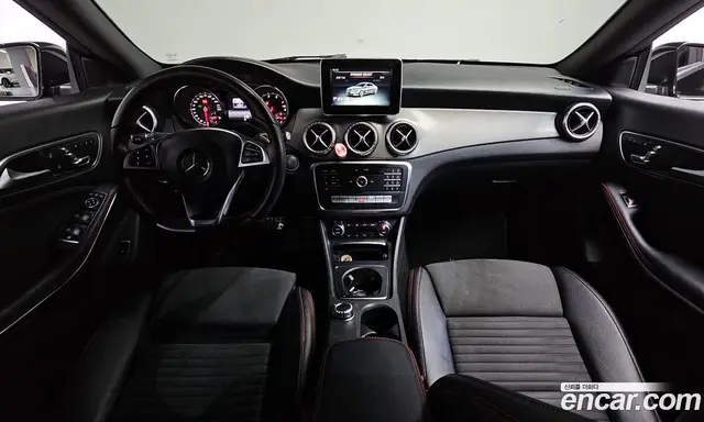 Mercedes-Benz CLA-Class 2018 2.0 автомат (гидро), миниатюра 9 Mercedes-Benz CLA-Class 2018 2.0 автомат (гидро), миниатюра 9