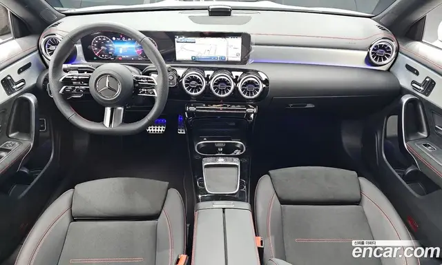 Mercedes-Benz CLA-Class 2024 2.0 автомат (гидро), миниатюра 10 Mercedes-Benz CLA-Class 2024 2.0 автомат (гидро), миниатюра 10