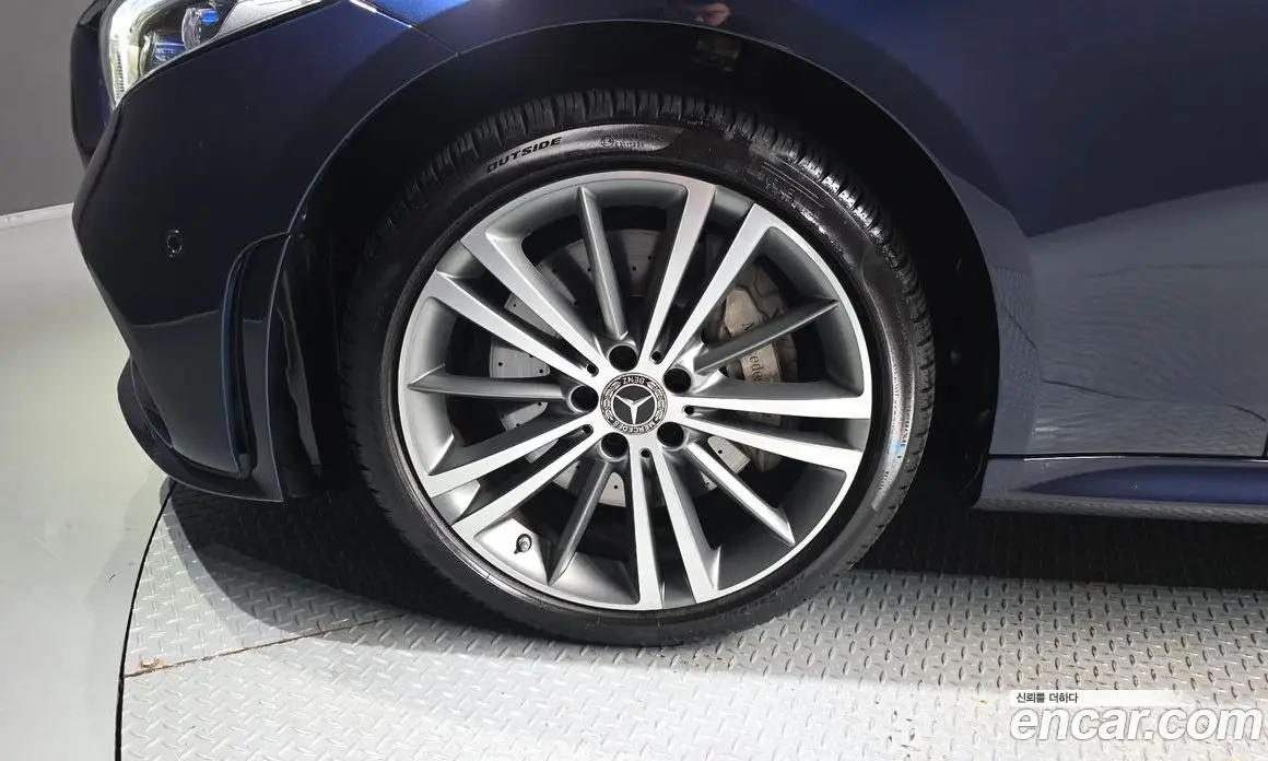 Mercedes-Benz CLS-Class 2018 2.9 автомат (гидро), фото 5