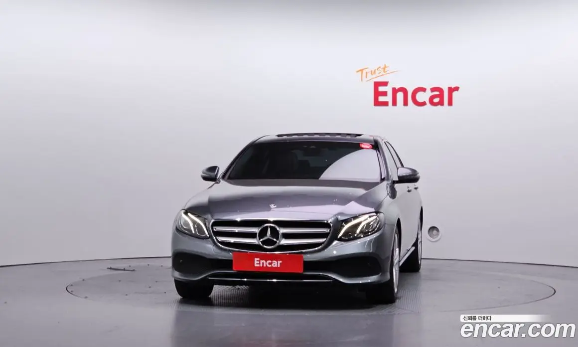 Mercedes-Benz E-Class 2018 2.0 автомат (гидро), фото 3 Mercedes-Benz E-Class 2018 2.0 автомат (гидро), фото 3