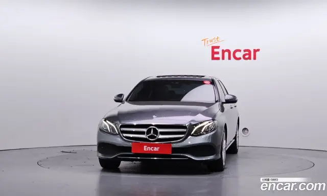 Mercedes-Benz E-Class 2018 2.0 автомат (гидро), миниатюра 3 Mercedes-Benz E-Class 2018 2.0 автомат (гидро), миниатюра 3