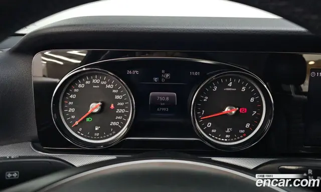 Mercedes-Benz E-Class 2018 2.0 автомат (гидро), миниатюра 8 Mercedes-Benz E-Class 2018 2.0 автомат (гидро), миниатюра 8