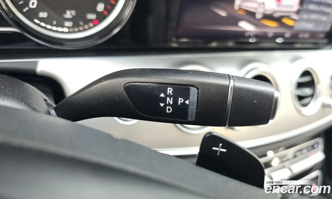 Mercedes-Benz E-Class 2018 2.0 автомат (гидро), фото 9 Mercedes-Benz E-Class 2018 2.0 автомат (гидро), фото 9