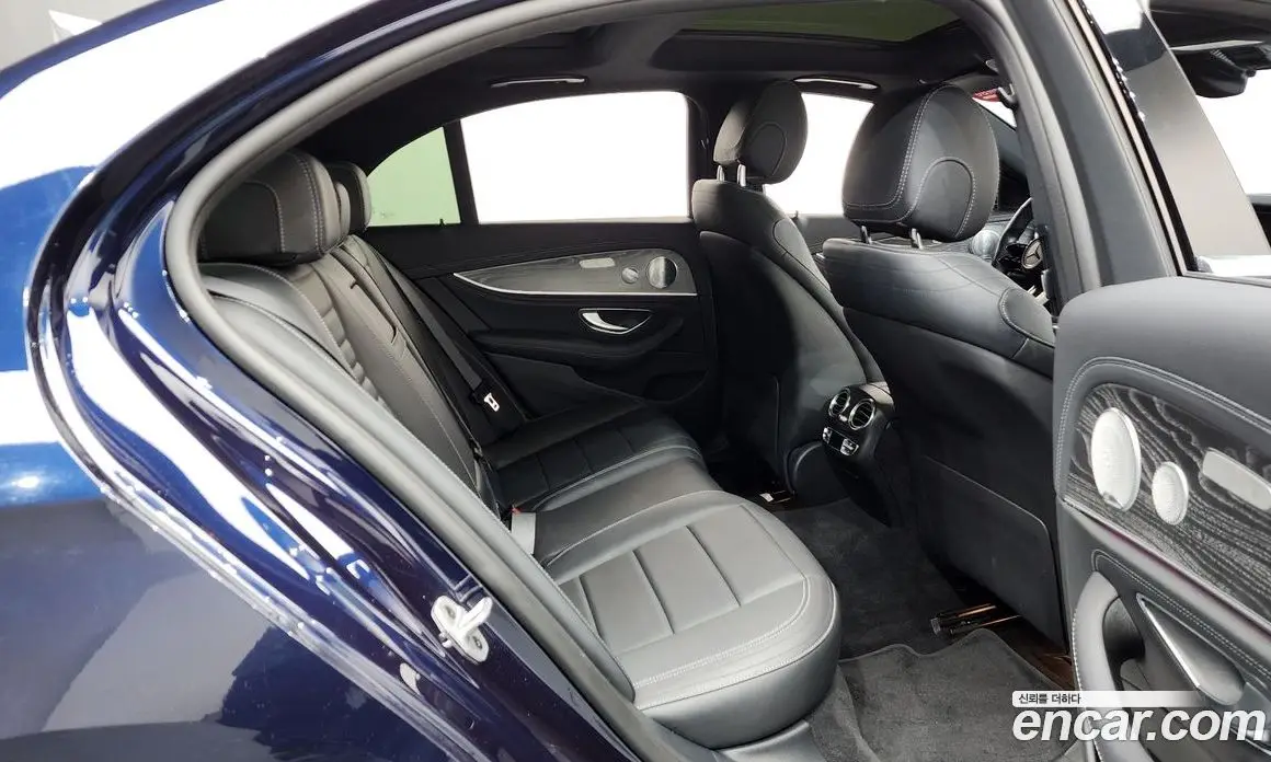 Mercedes-Benz E-Class 2020 2.0 автомат (гидро), фото 16