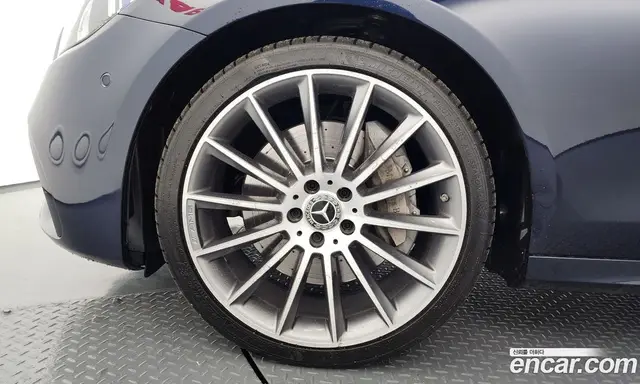 Mercedes-Benz E-Class 2020 2.0 автомат (гидро), миниатюра 5