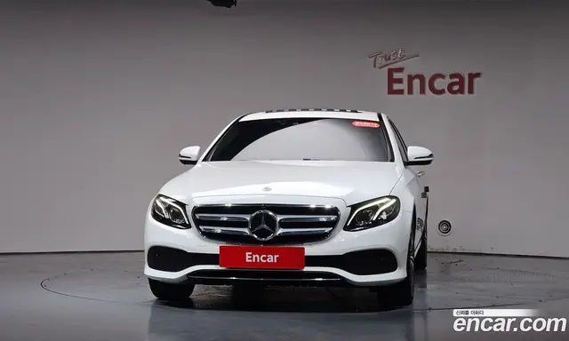 Mercedes-Benz E-Class 2020 2.0 автомат (гидро), миниатюра 2 Mercedes-Benz E-Class 2020 2.0 автомат (гидро), миниатюра 2