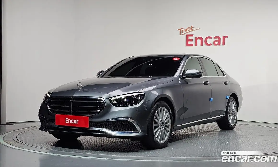 Mercedes-Benz E-Class 2020 2.0 автомат (гидро), фото 1 Mercedes-Benz E-Class 2020 2.0 автомат (гидро), фото 1