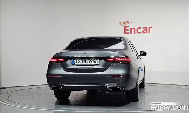 Mercedes-Benz E-Class 2020 2.0 автомат (гидро), миниатюра 4 Mercedes-Benz E-Class 2020 2.0 автомат (гидро), миниатюра 4