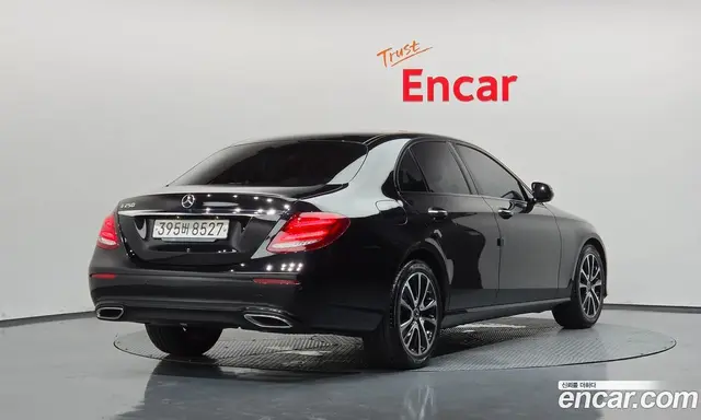 Mercedes-Benz E-Class 2020 2.0 автомат (гидро), миниатюра 2 Mercedes-Benz E-Class 2020 2.0 автомат (гидро), миниатюра 2