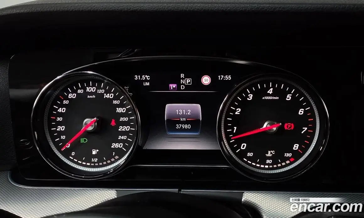 Mercedes-Benz E-Class 2020 2.0 автомат (гидро), фото 8 Mercedes-Benz E-Class 2020 2.0 автомат (гидро), фото 8