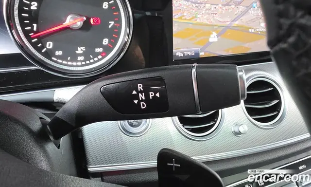 Mercedes-Benz E-Class 2020 2.0 автомат (гидро), миниатюра 9 Mercedes-Benz E-Class 2020 2.0 автомат (гидро), миниатюра 9