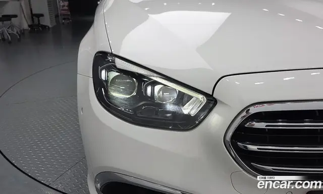 Mercedes-Benz E-Class 2021 1.9 автомат (гидро), миниатюра 7