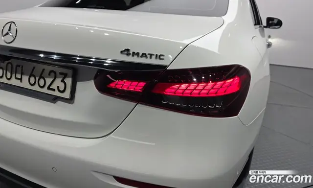 Mercedes-Benz E-Class 2021 1.9 автомат (гидро), миниатюра 8