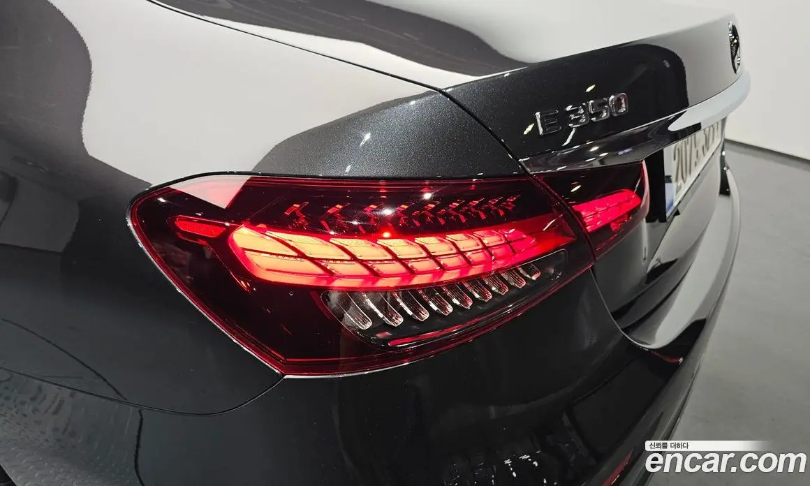 Mercedes-Benz E-Class 2022 2.0 автомат (гидро), фото 9