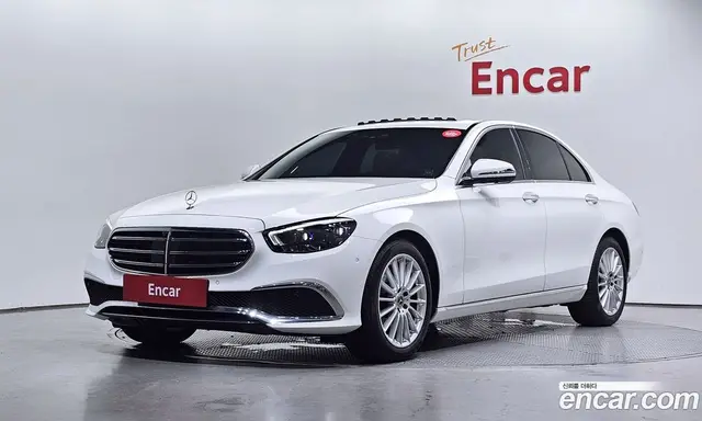 Mercedes-Benz E-Class, 2023, 9 034 км