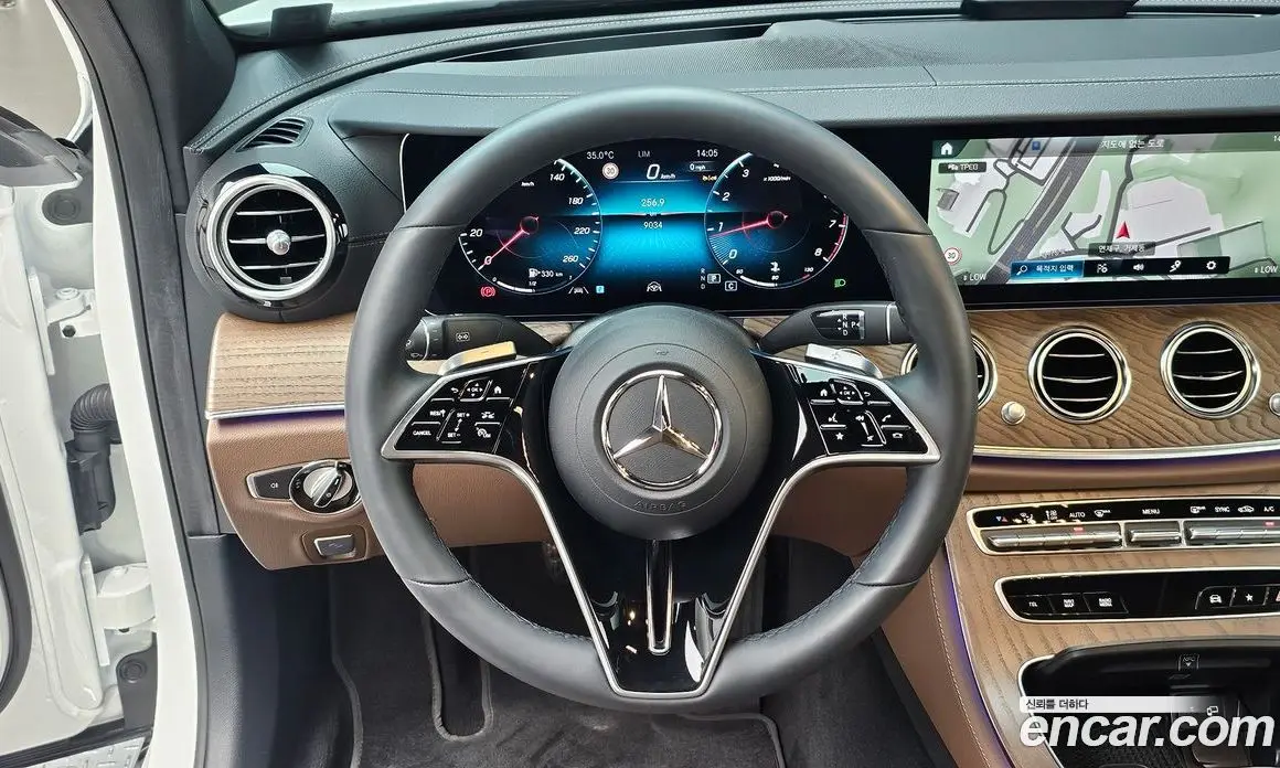 Mercedes-Benz E-Class 2023 2.0 автомат (гидро), фото 19