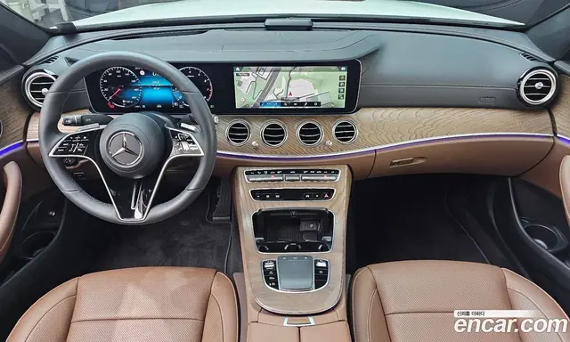 Mercedes-Benz E-Class 2023 2.0 автомат (гидро), миниатюра 10