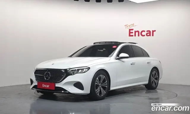 Mercedes-Benz E-Class, 2025, 1 266 км