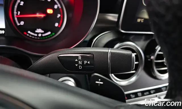 Mercedes-Benz GLC-Class 2018 2.0 автомат (гидро), миниатюра 12