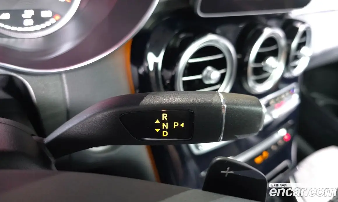 Mercedes-Benz GLC-Class 2019 2.0 автомат (гидро), фото 12 Mercedes-Benz GLC-Class 2019 2.0 автомат (гидро), фото 12