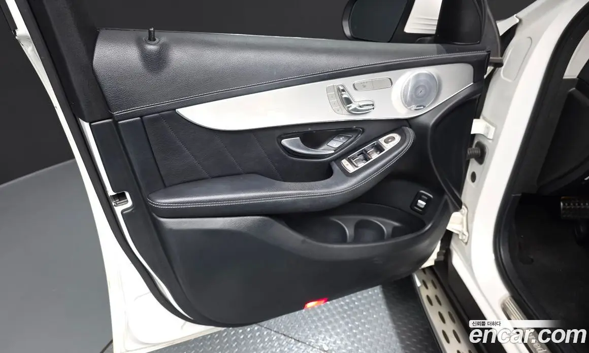 Mercedes-Benz GLC-Class 2019 2.0 автомат (гидро), фото 14 Mercedes-Benz GLC-Class 2019 2.0 автомат (гидро), фото 14