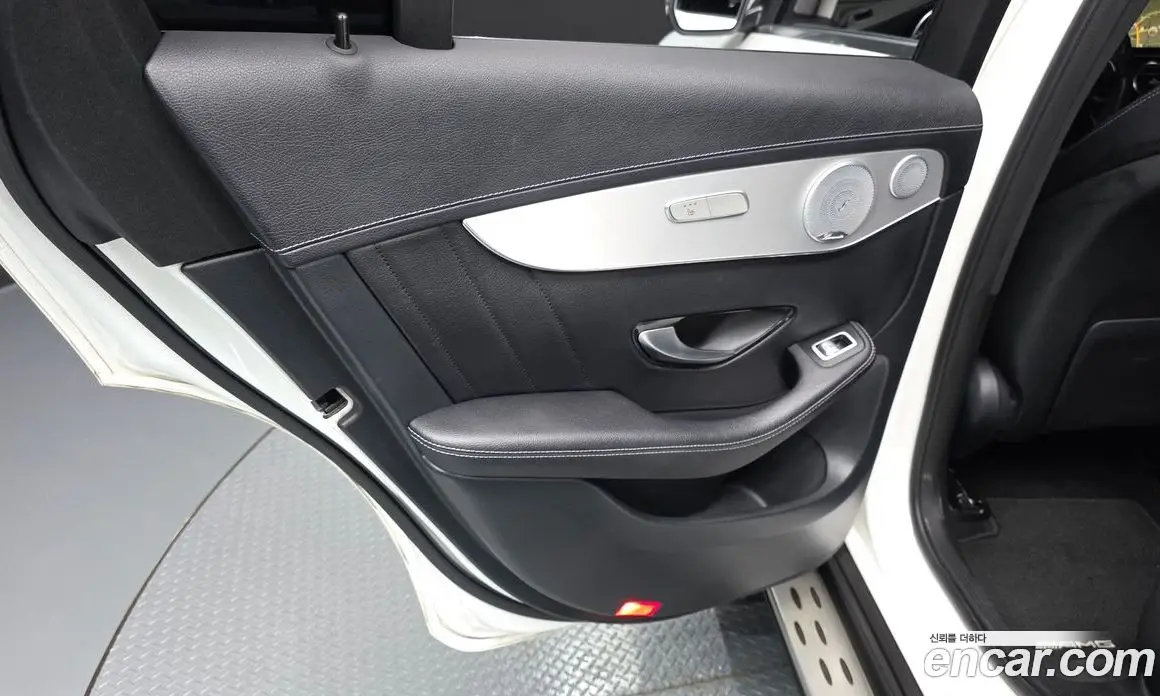 Mercedes-Benz GLC-Class 2019 2.0 автомат (гидро), фото 15 Mercedes-Benz GLC-Class 2019 2.0 автомат (гидро), фото 15
