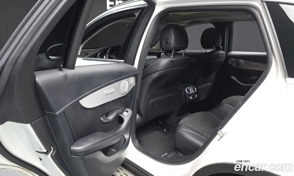 Mercedes-Benz GLC-Class 2019 2.0 автомат (гидро), фото 16 Mercedes-Benz GLC-Class 2019 2.0 автомат (гидро), фото 16
