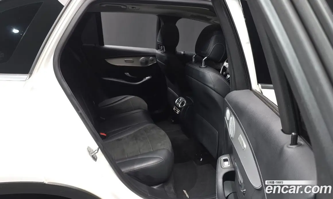 Mercedes-Benz GLC-Class 2019 2.0 автомат (гидро), фото 18 Mercedes-Benz GLC-Class 2019 2.0 автомат (гидро), фото 18