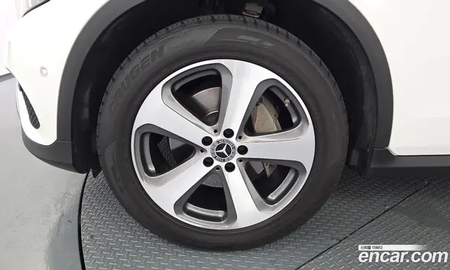 Mercedes-Benz GLC-Class 2019 2.0 автомат (гидро), миниатюра 5 Mercedes-Benz GLC-Class 2019 2.0 автомат (гидро), миниатюра 5