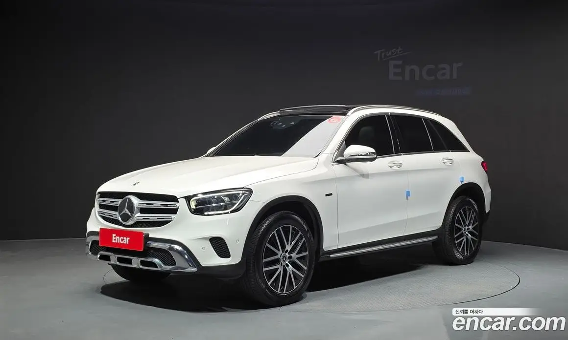 Mercedes-Benz GLC-Class 2021 2.0 автомат (гидро), фото 1 Mercedes-Benz GLC-Class 2021 2.0 автомат (гидро), фото 1