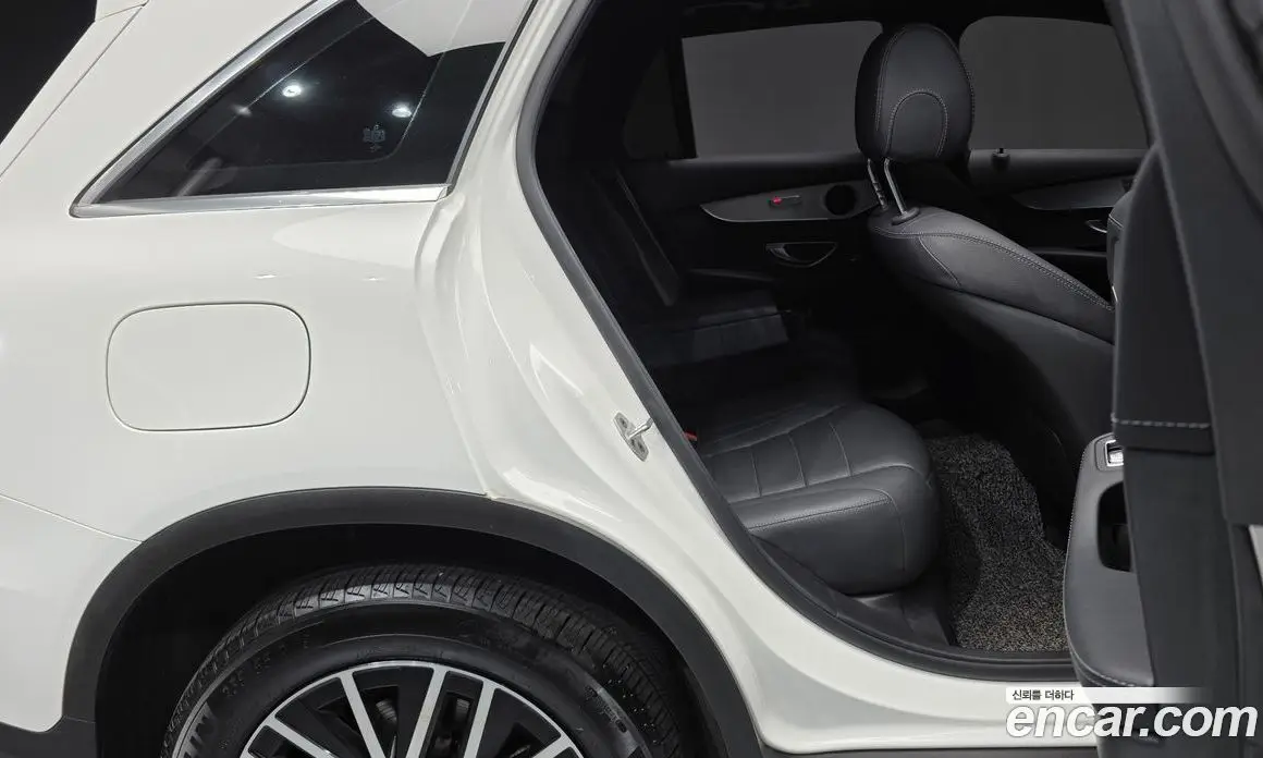 Mercedes-Benz GLC-Class 2021 2.0 автомат (гидро), фото 17 Mercedes-Benz GLC-Class 2021 2.0 автомат (гидро), фото 17