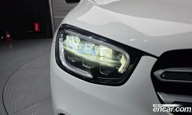 Mercedes-Benz GLC-Class 2021 2.0 автомат (гидро), миниатюра 8 Mercedes-Benz GLC-Class 2021 2.0 автомат (гидро), миниатюра 8
