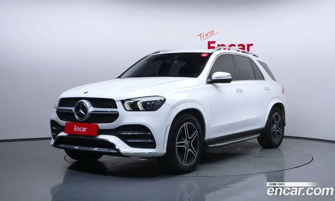 Mercedes-Benz GLE-Class 2019 3.0 автомат (гидро), фото 1 Mercedes-Benz GLE-Class 2019 3.0 автомат (гидро), фото 1
