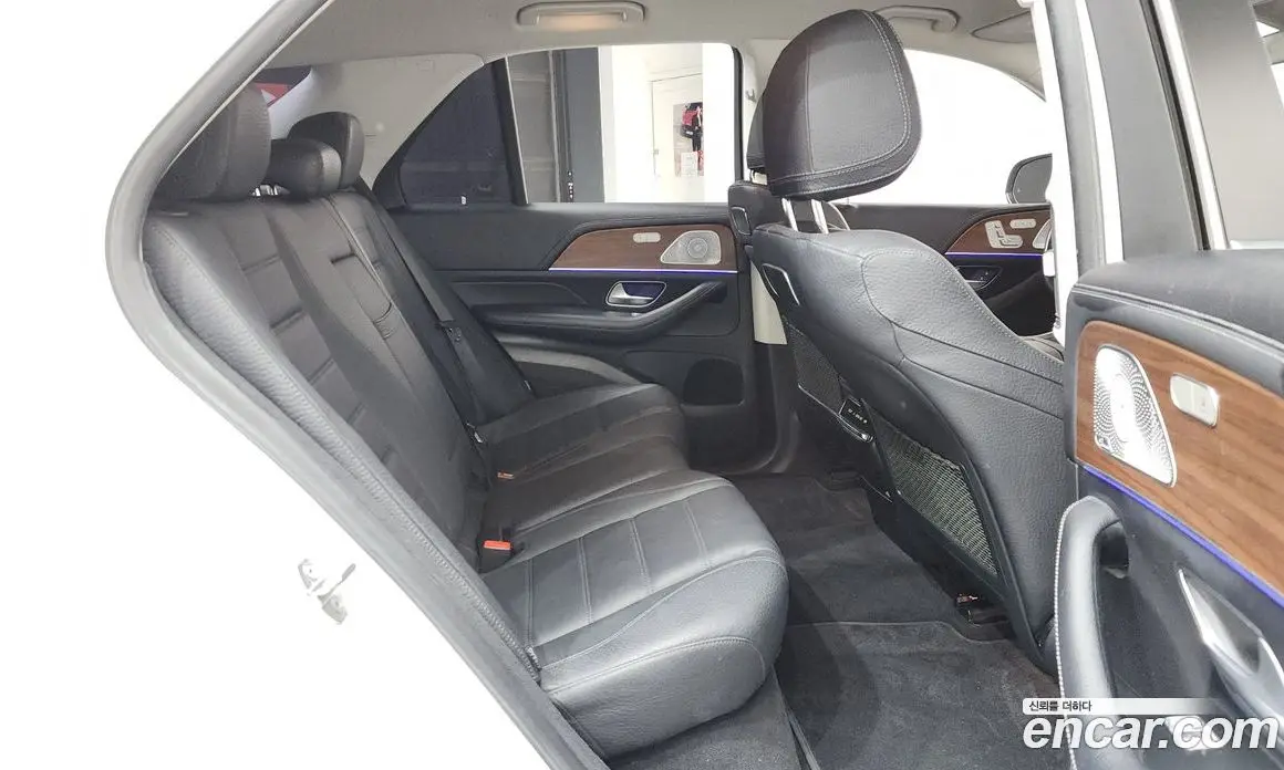 Mercedes-Benz GLE-Class 2019 3.0 автомат (гидро), фото 17 Mercedes-Benz GLE-Class 2019 3.0 автомат (гидро), фото 17