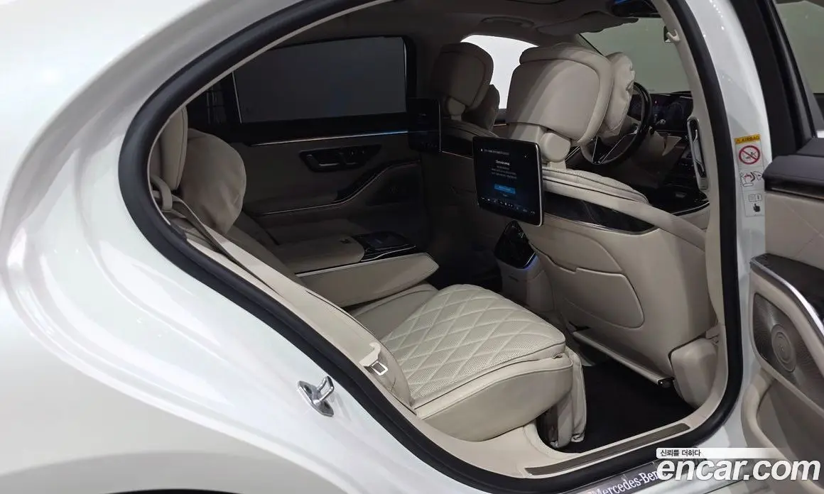 Mercedes-Benz S-Class 2022 4.0 автомат (гидро), фото 17