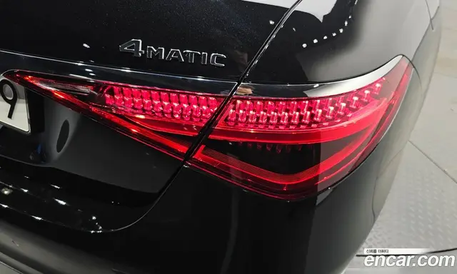 Mercedes-Benz S-Class 2022 4.0 автомат (гидро), миниатюра 8