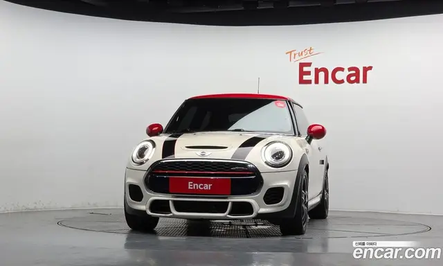 Mini Cooper 2017 2.0 автомат (гидро), миниатюра 3 Mini Cooper 2017 2.0 автомат (гидро), миниатюра 3