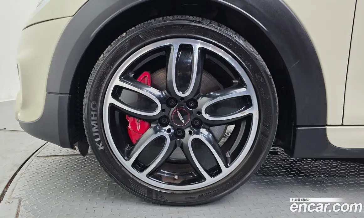Mini Cooper 2017 2.0 автомат (гидро), фото 5 Mini Cooper 2017 2.0 автомат (гидро), фото 5