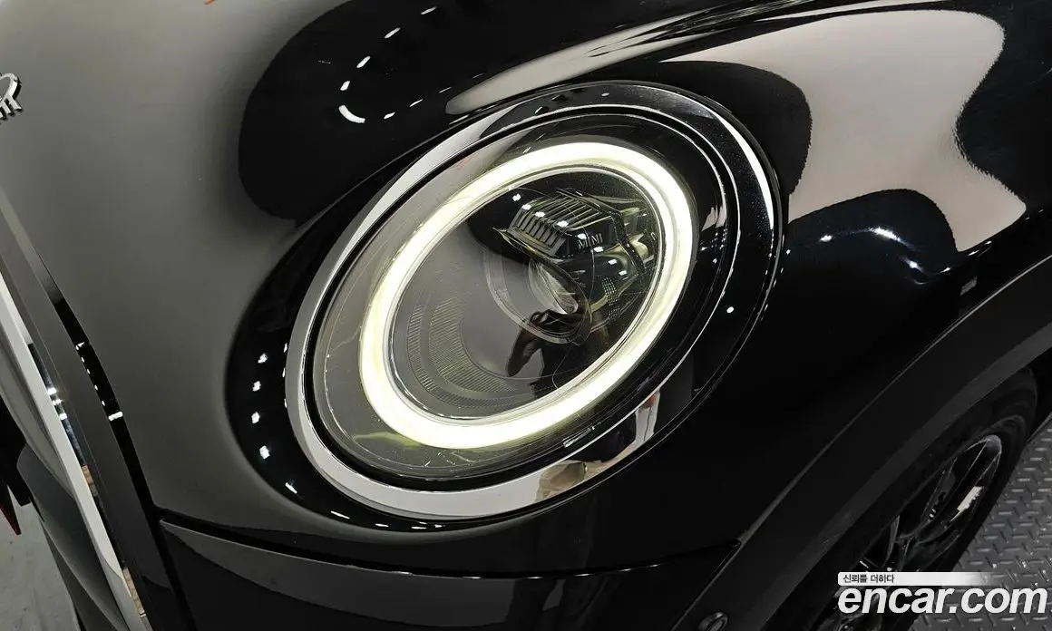 Mini Cooper 2024 1.5 автомат (гидро), фото 8