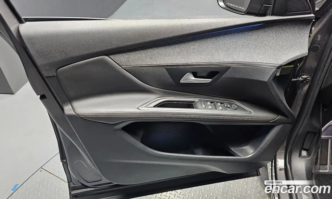 Peugeot 3008 2019 1.5 автомат (гидро), фото 14 Peugeot 3008 2019 1.5 автомат (гидро), фото 14