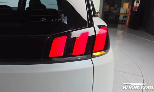 Peugeot 5008 2018 1.6 автомат (гидро), миниатюра 9 Peugeot 5008 2018 1.6 автомат (гидро), миниатюра 9