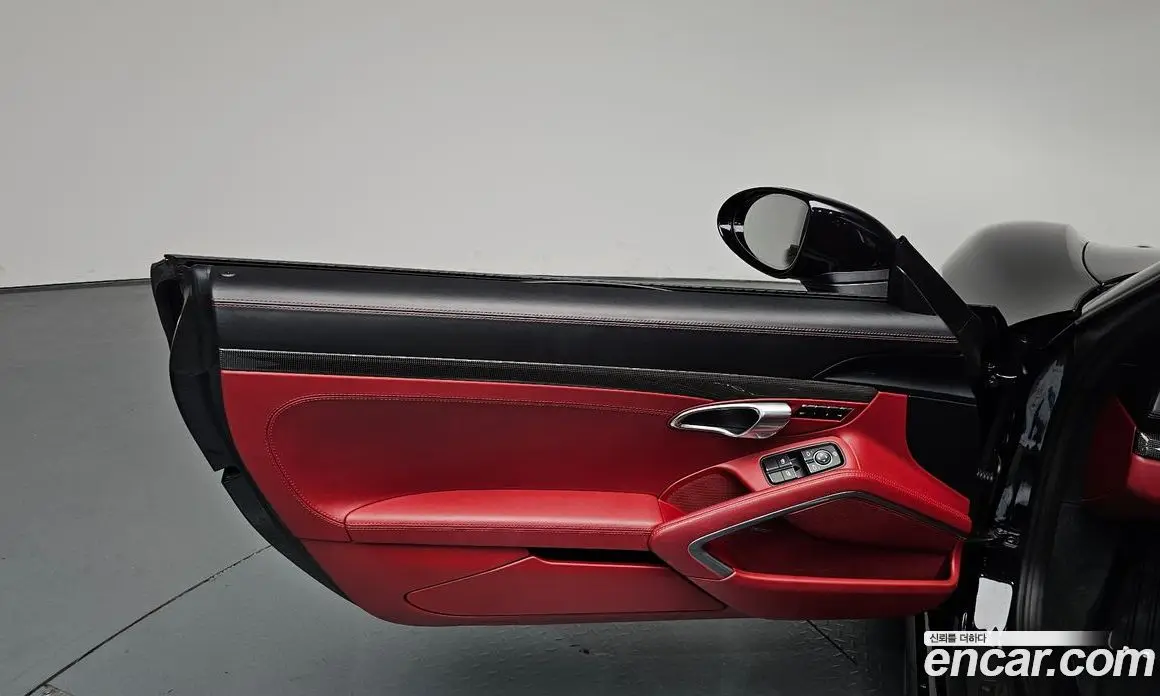 Porsche 718 2019 2.5 автомат (гидро), фото 14 Porsche 718 2019 2.5 автомат (гидро), фото 14