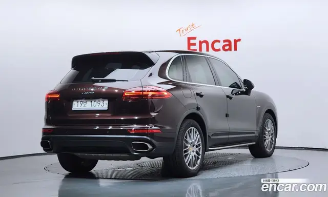 Porsche Cayenne 2015 3.0 автомат (гидро), миниатюра 2