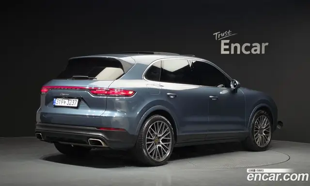Porsche Cayenne 2019 3.0 автомат (гидро), миниатюра 2