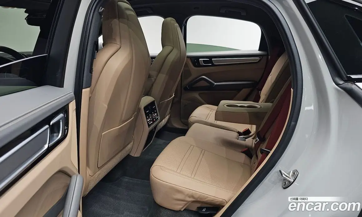 Porsche Cayenne 2023 3.0 автомат (гидро), фото 15 Porsche Cayenne 2023 3.0 автомат (гидро), фото 15