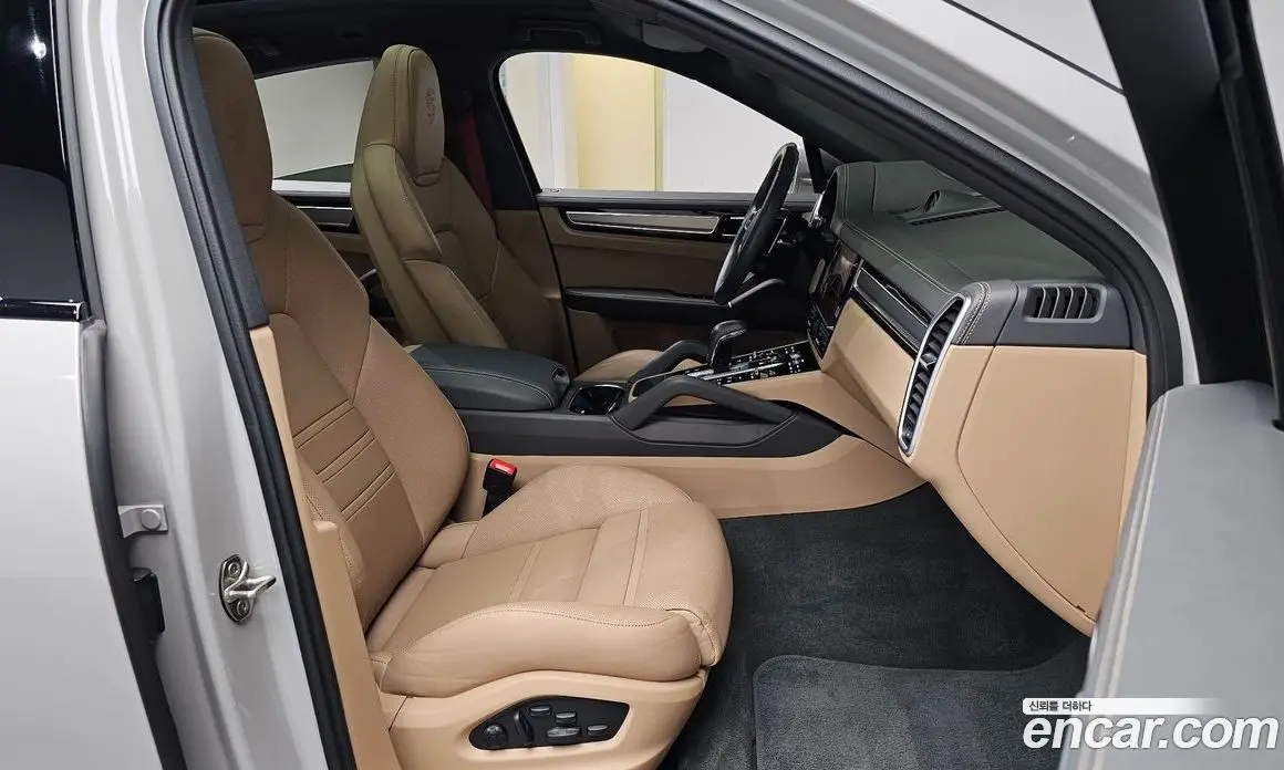 Porsche Cayenne 2023 3.0 автомат (гидро), фото 16 Porsche Cayenne 2023 3.0 автомат (гидро), фото 16
